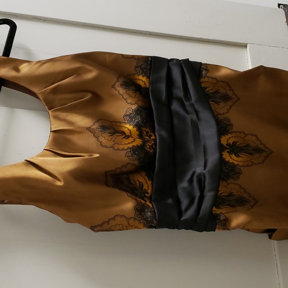 Le Chateau Women's SM cocktail dress brown with gold and black accents. - Picture 4 of 10